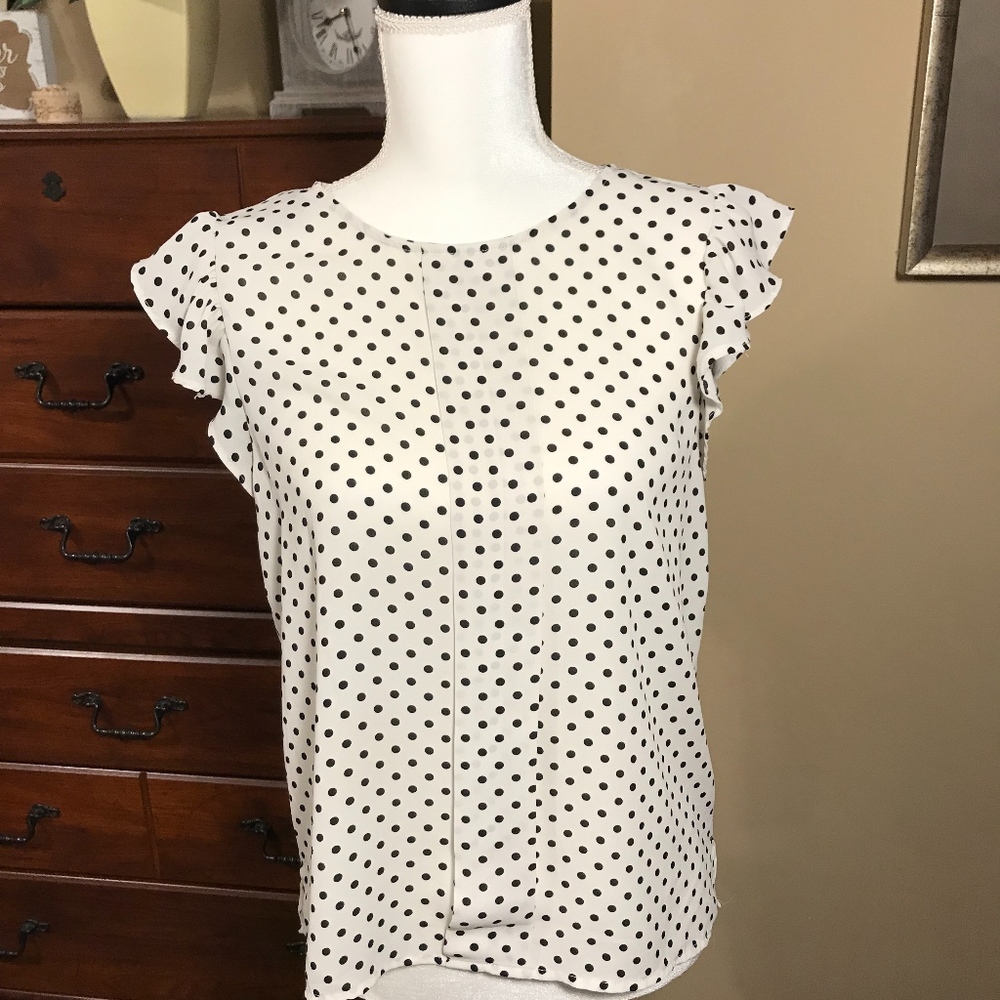 Forever21 Black And White Polka Dot Size S Top